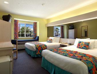 Microtel Inn & Suites By Wyndham カロライナビーチ 部屋 写真